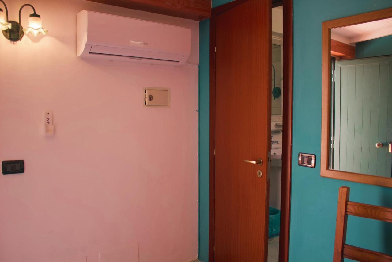 La Trinacria Bed & Breakfast Giardini Naxos Dış mekan fotoğraf