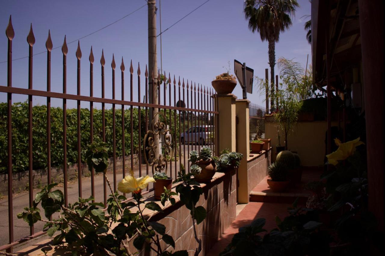 La Trinacria Bed & Breakfast Giardini Naxos Dış mekan fotoğraf